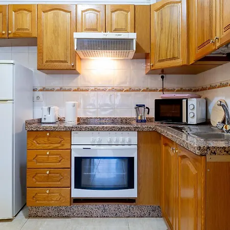 2b Abrigos, Wifi Y Balcon Appartamento