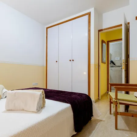 2b Abrigos, Wifi Y Balcon Лос-Абригос